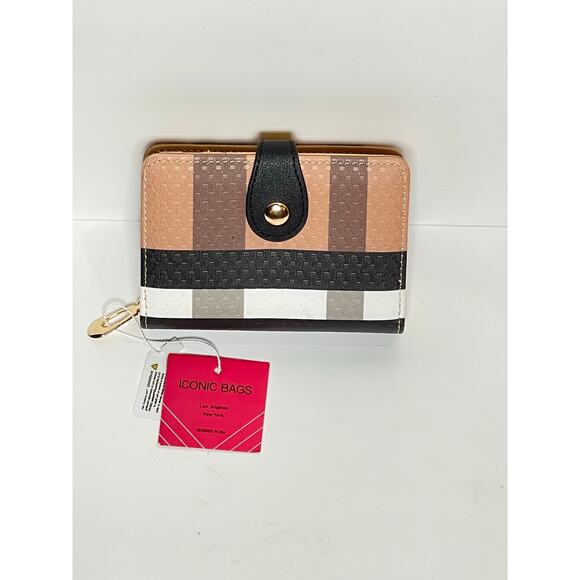 NWT Woman’s Brown Wallet - Picture 1 of 6